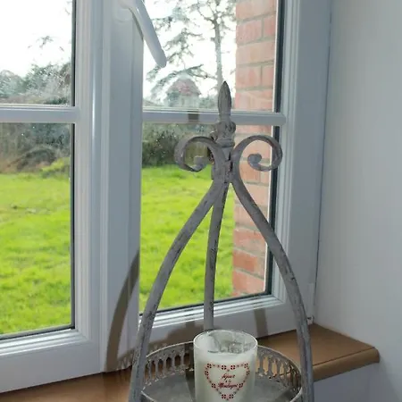 Holiday home Renovation Proche Et